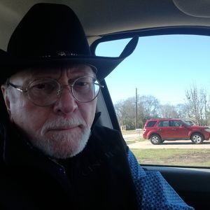 Meet your Posher, Leon